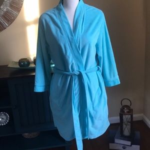 Jasmine Rose 33in. Robe.
